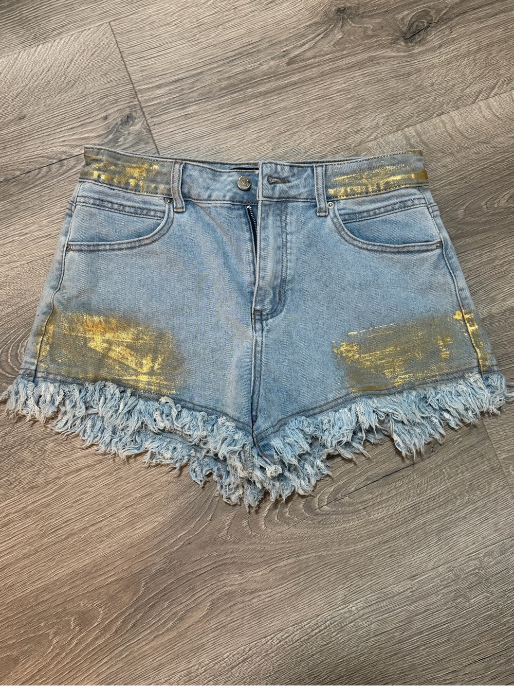ITOO Women’s Large Denim Shorts Gold Metallic Frayed Hem Y2K